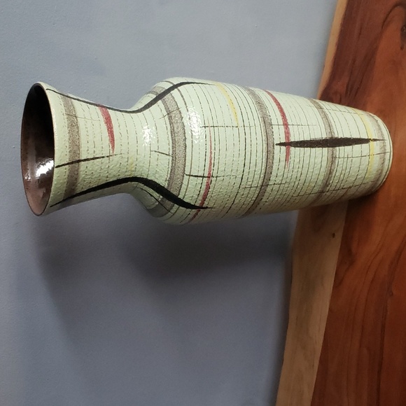 16" BAY KERAMIK, MCM CERAMIC 1960's W. GERMANY MINT GREEN VASE - Picture 3 of 10